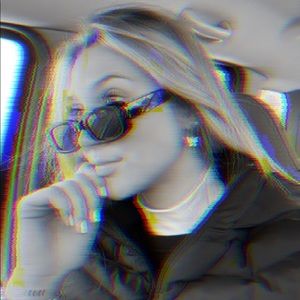 Meet your Posher, Brianna